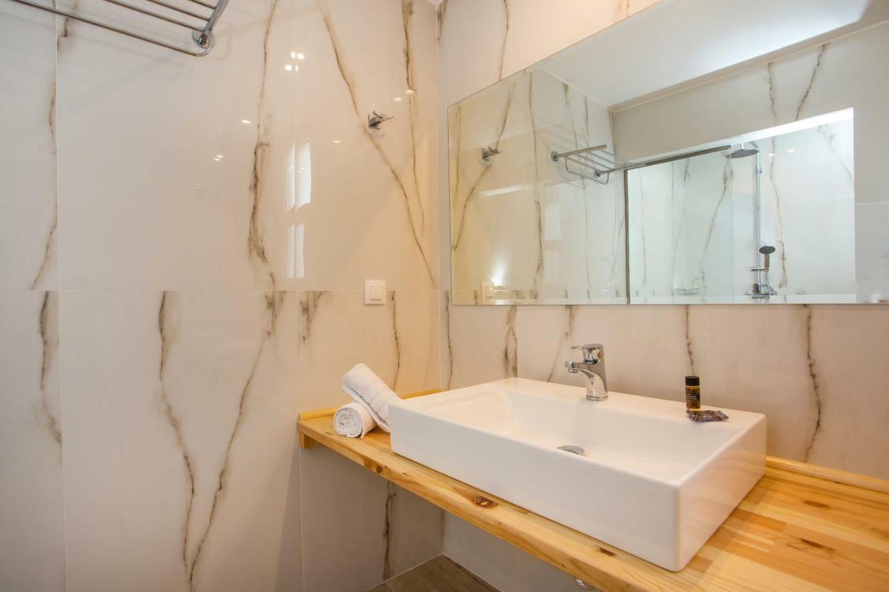 Avi Suites 2 ファリラキ エクステリア 写真